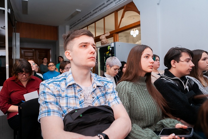 День российской науки в ИРНИТУ: студенты узнали, как открывают новые минералы